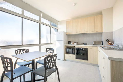 Chardons Corner Hotel - Hervey Bay Accommodation 2