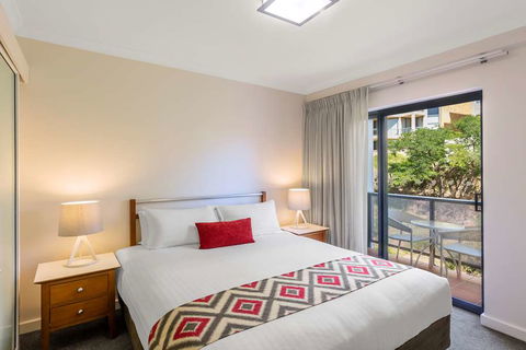 Nesuto Mounts Bay Perth Apartment Hotel - Tourism Hervey Bay 3