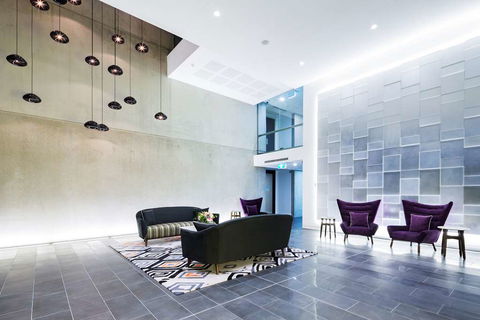 Avenue Hotel Canberra - Tourism Hervey Bay 1