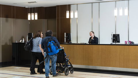 Crowne Plaza Canberra - Tourism Hervey Bay 3