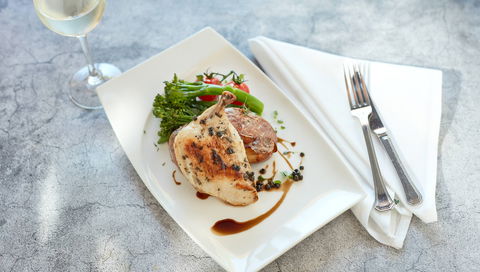 Crowne Plaza Canberra - Tourism Hervey Bay 11