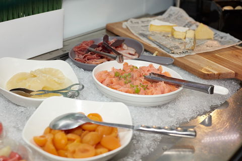 Crowne Plaza Canberra - Tourism Hervey Bay 12