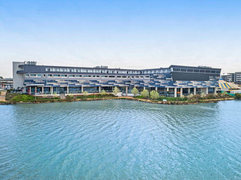 Mercure Melbourne Caroline Springs - Hervey Bay Accommodation 0