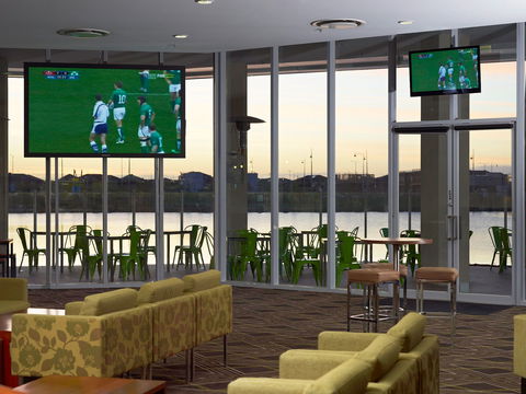 Mercure Melbourne Caroline Springs - Hervey Bay Accommodation 3
