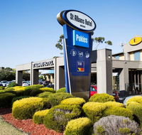 Nightcap at St Albans Hotel - Hervey Bay Accommodation