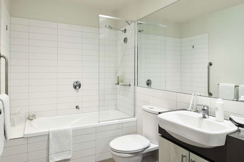 Punthill Essendon Grand - Hervey Bay Accommodation 2