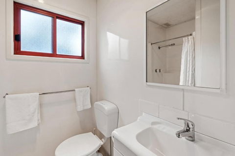 Discovery Parks Melbourne - Hervey Bay Accommodation 4