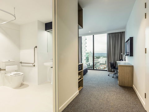 Ibis Adelaide - Hervey Bay Accommodation 5