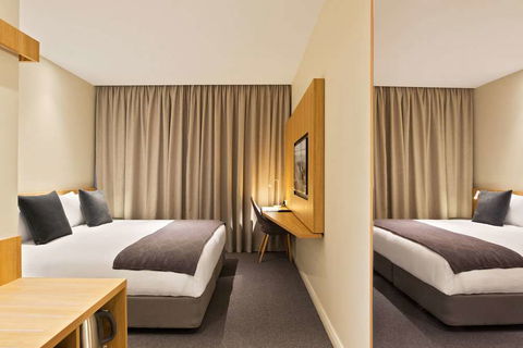 Mantra Hotel At Sydney Airport - Tourism Hervey Bay 1