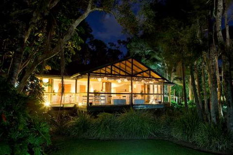 BreakFree Aanuka Beach Resort - Hervey Bay Accommodation 0