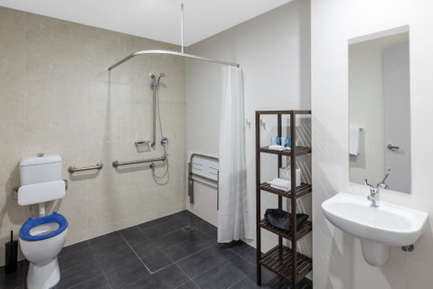 Meriton Serviced Apartments North Sydney - Hervey Bay Accommodation 0