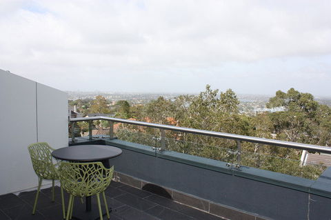 Hotel Urban St Leonards - Tourism Hervey Bay 2