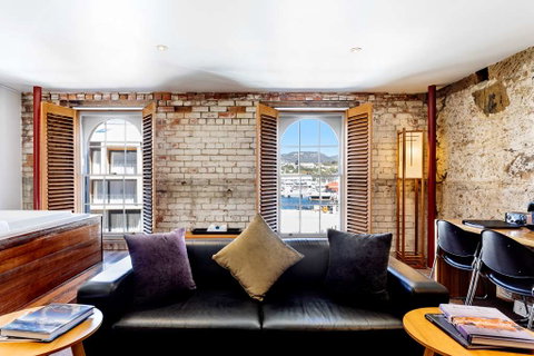 The Henry Jones Art Hotel - Hervey Bay Accommodation 10