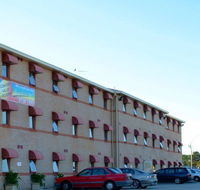 Arena Hotel - Hervey Bay Accommodation