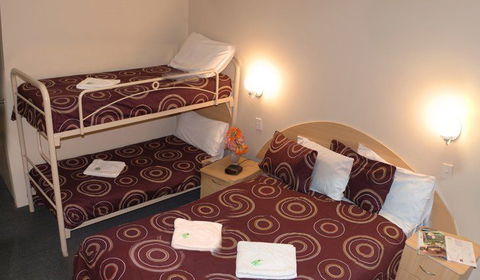 Arena Hotel - Tourism Hervey Bay 2