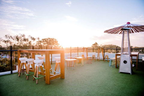 Mantra Southport Sharks - Tourism Hervey Bay 2