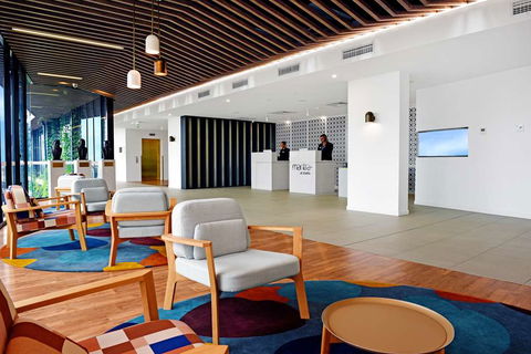 Mantra Southport Sharks - Tourism Hervey Bay 4