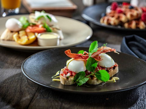 Novotel Surfers Paradise - Tourism Hervey Bay 9