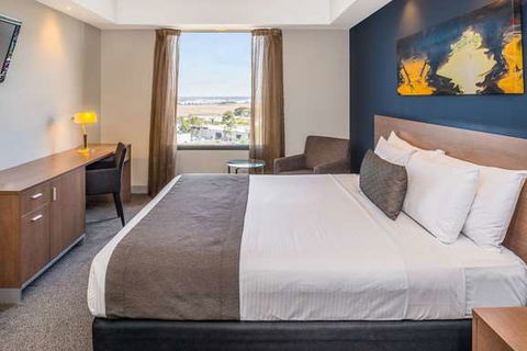 Mantra Tullamarine Hotel - Tourism Hervey Bay 8