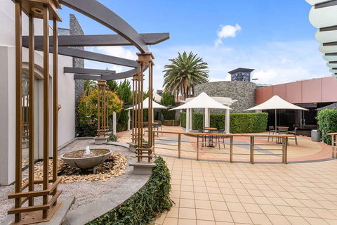 Quality Inn Taylors Lakes Motel - Hervey Bay Accommodation 10