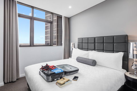 Meriton Suites Church Street, Parramatta - Hervey Bay Accommodation 9