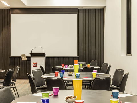 Ibis Adelaide - Hervey Bay Accommodation 9