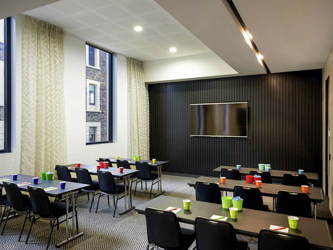 Ibis Adelaide - Hervey Bay Accommodation 10