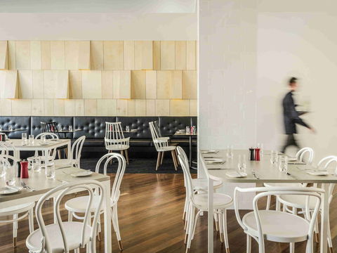 Ibis Adelaide - Hervey Bay Accommodation 16
