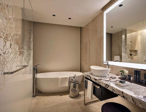 The Darling Gold Coast - Tourism Hervey Bay 8