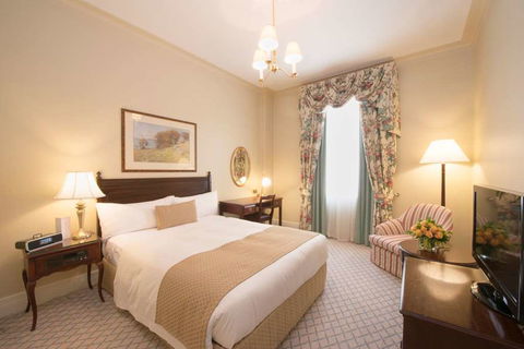 The Hotel Windsor - Tourism Hervey Bay 5