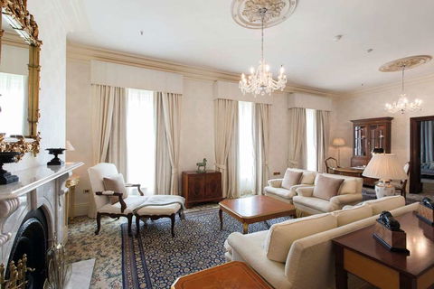 The Hotel Windsor - Tourism Hervey Bay 12