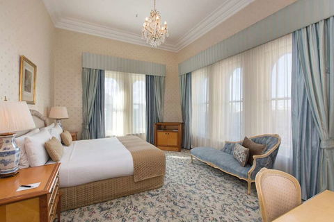 The Hotel Windsor - Tourism Hervey Bay 13