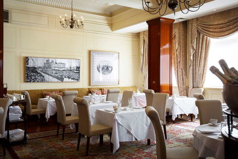 The Hotel Windsor - Tourism Hervey Bay 15