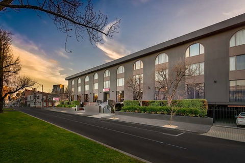 Best Western Plus Travel Inn Hotel - Tourism Hervey Bay 0