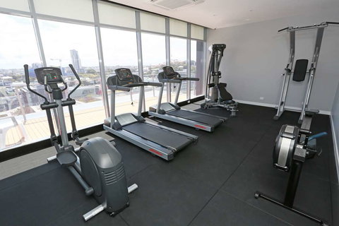 Alex Perry Hotel and Apartments - Hervey Bay Accommodation 12