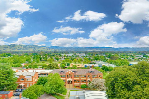 Mantra Albury Hotel - Hervey Bay Accommodation 0