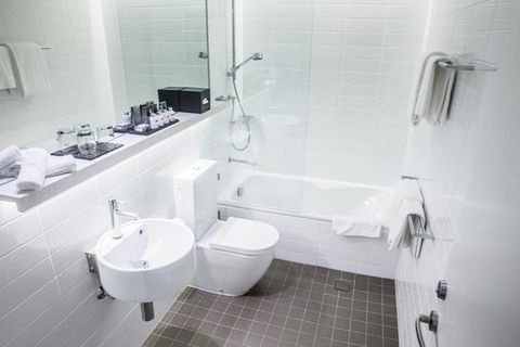 Adge Apartment Hotel - Tourism Hervey Bay 14