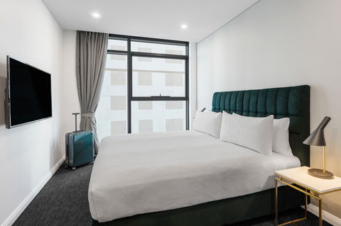 Meriton Suites Sussex Street, Sydney - Tourism Hervey Bay 3