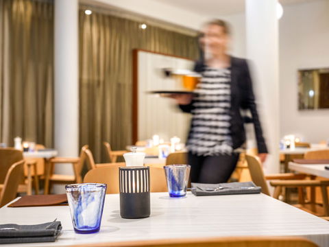 Novotel Sydney Central - Tourism Hervey Bay 9