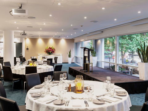 Novotel Sydney Darling Square - Tourism Hervey Bay 8