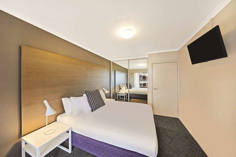 Adina Apartment Hotel Sydney Surry Hills - Tourism Hervey Bay 9