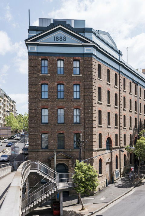 Ovolo 1888 Darling Harbour Hotel - Hervey Bay Accommodation 0