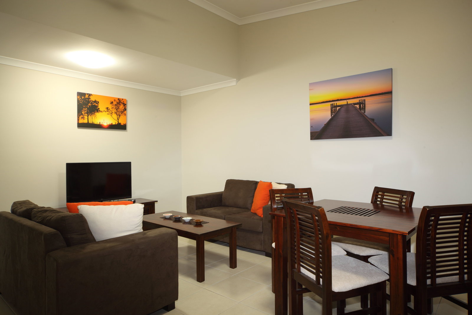 Emerald QLD Hervey Bay Accommodation