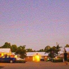 Emerald Maraboon Motor Inn - Tourism Hervey Bay 0