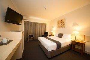 Emerald Maraboon Motor Inn - Tourism Hervey Bay 8