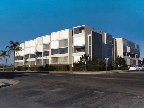 Oaks Lure - Tourism Hervey Bay 0