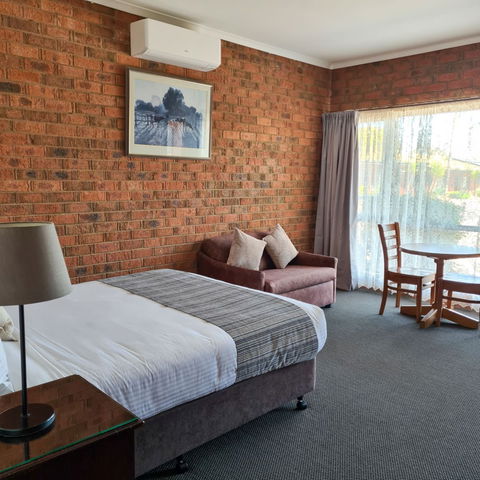 Federation Motor Inn - Hervey Bay Accommodation 1