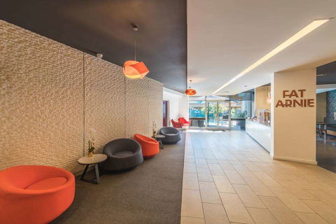 Royal Pacific Hotel - Tourism Hervey Bay 0