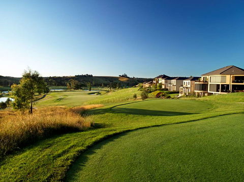 Yarra Valley Lodge - Hervey Bay Accommodation 1