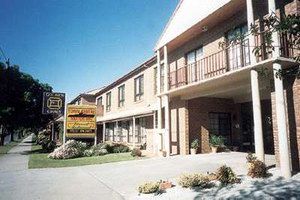 Holbrook Town Centre Motor Inn - Hervey Bay Accommodation 0